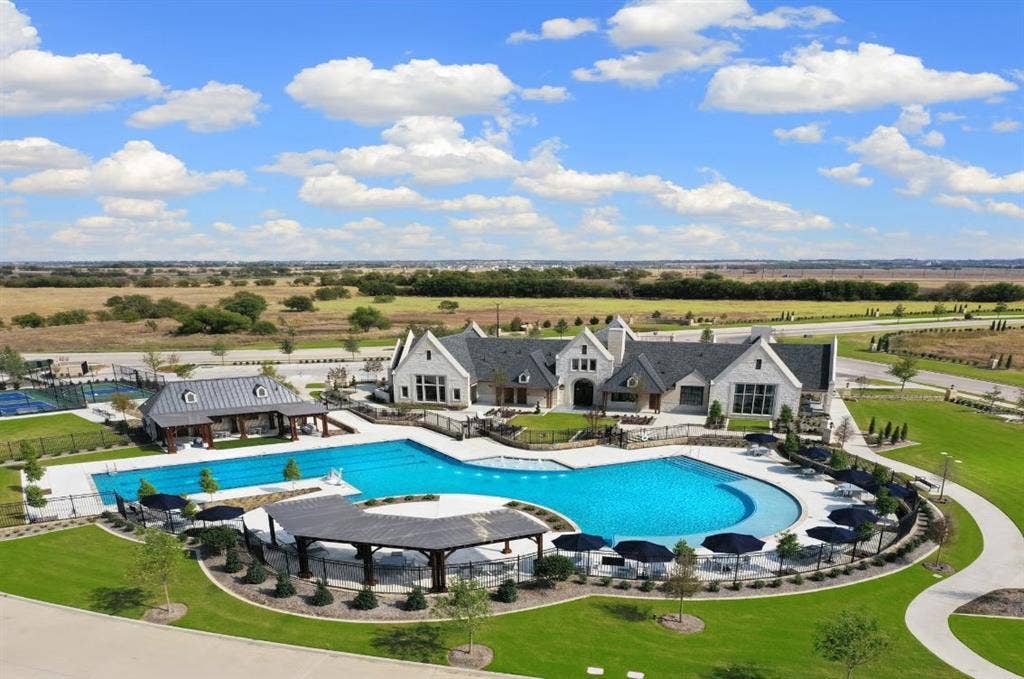 2821 Paddington Court, Celina, TX 75009 Cambridge Pool