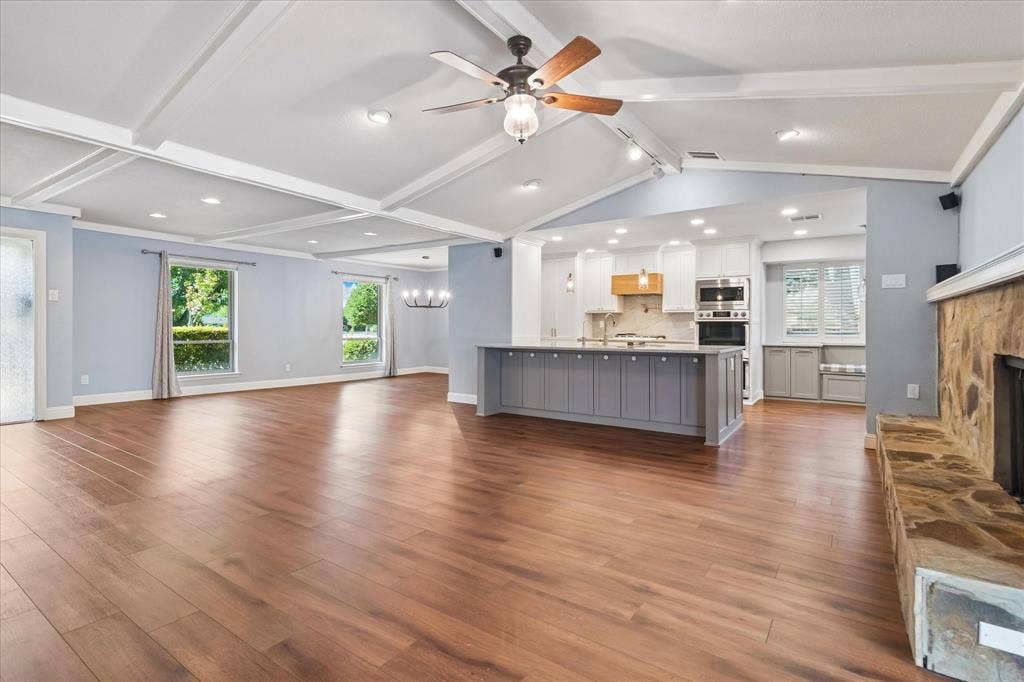 3207 Grantwood Drive, Dallas, TX 75229 3207 Grantwood Drive, Dallas, TX 75229