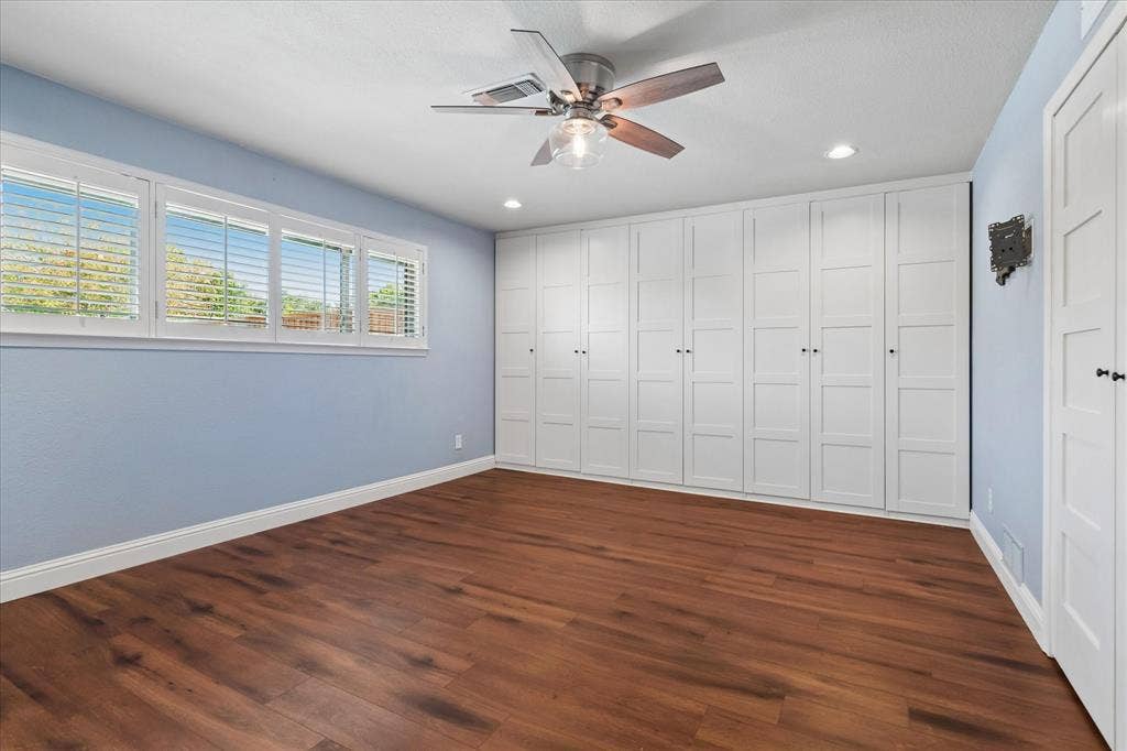 3207 Grantwood Drive, Dallas, TX 75229 3207 Grantwood Drive, Dallas, TX 75229