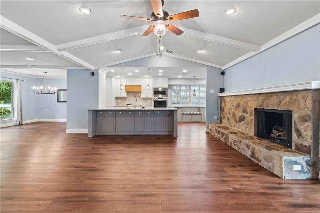 3207 Grantwood Drive, Dallas, TX 75229 3207 Grantwood Drive, Dallas, TX 75229