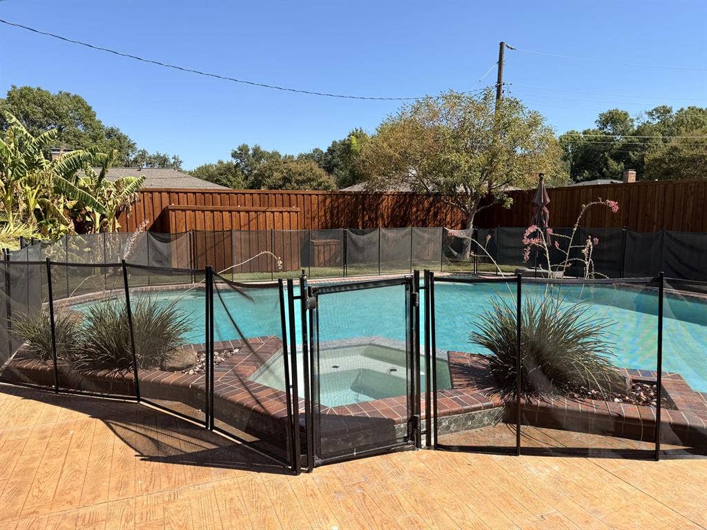 3207 Grantwood Drive, Dallas, TX 75229 Safety Fence