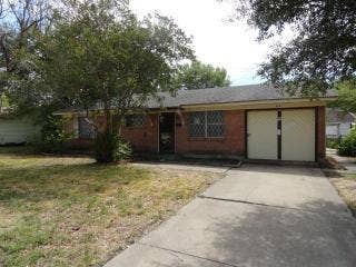 Property photo for 616 W Grubb Drive, Mesquite, TX