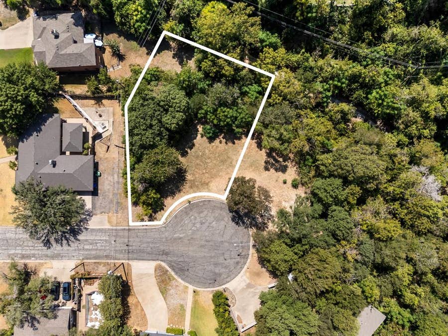 Property photo for 1006 Cindy Circle, Waco, TX