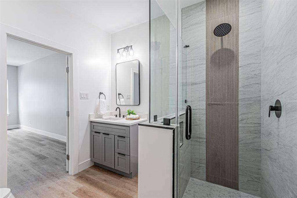 2376 Longhorn Street, #A,B,C,D, Dallas, TX 75228 Bathroom at secondary bedroom 2