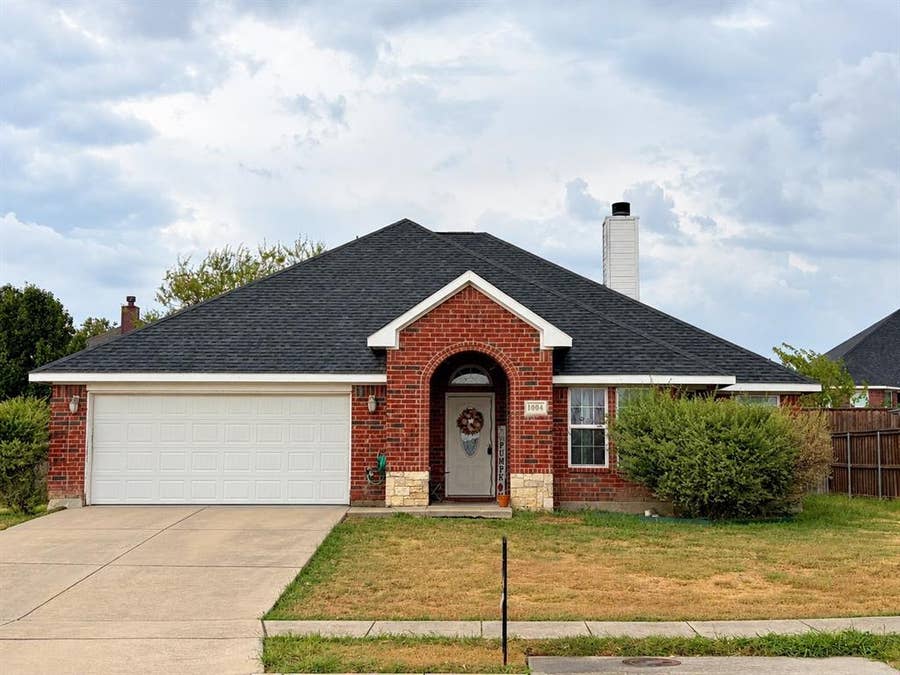 Property photo for 4004 Windmill Drive, Sanger, TX