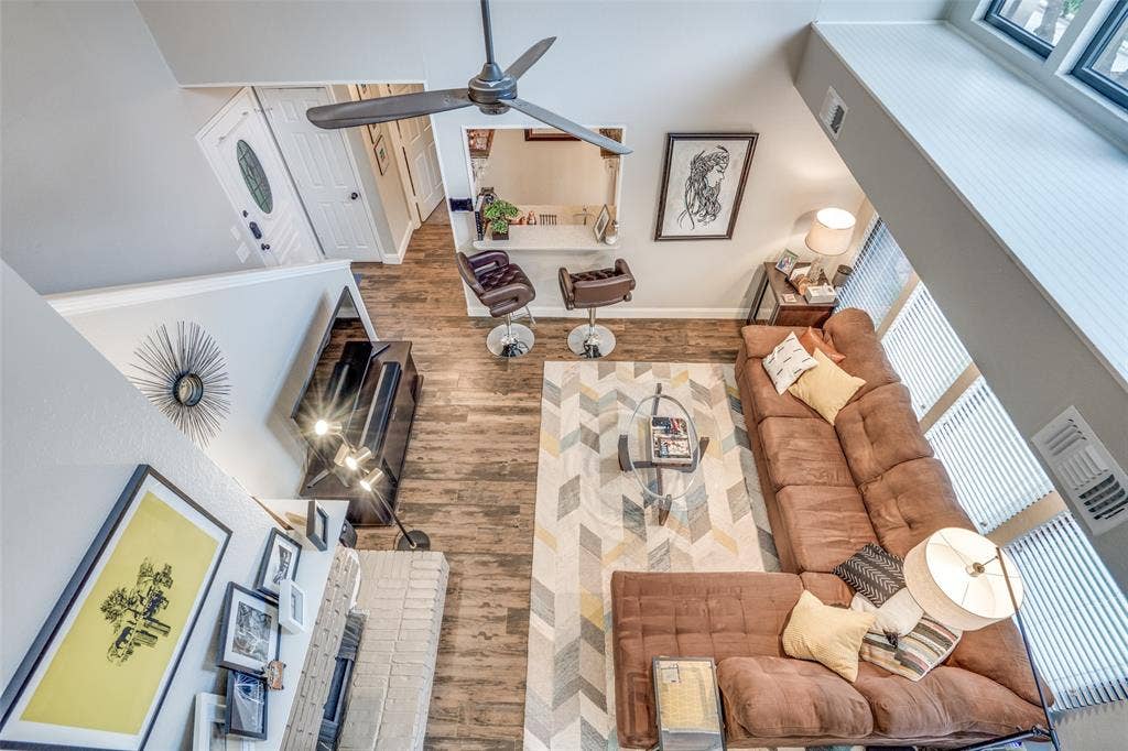 17072 Vinland Drive, Addison, TX 75001 17072 Vinland Drive, Addison, TX 75001