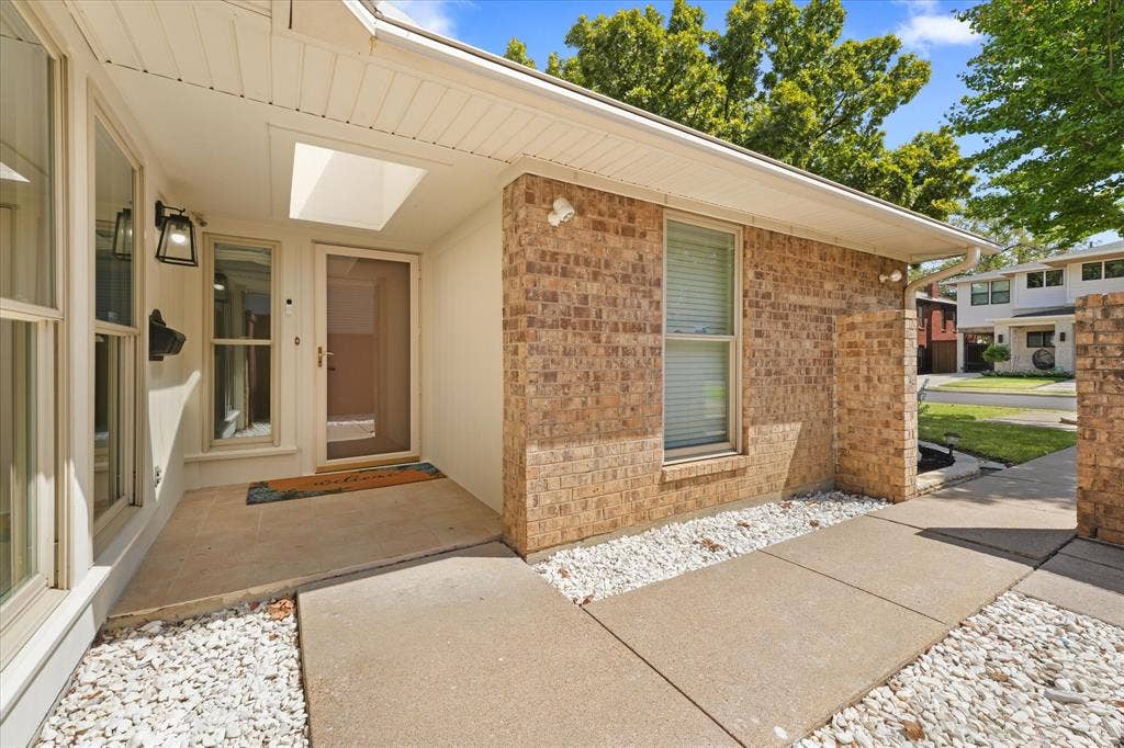 5927 Vickery Boulevard, Dallas, TX 75206 5927 Vickery Boulevard, Dallas, TX 75206