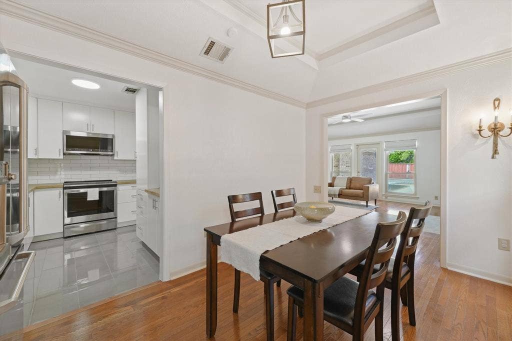 5927 Vickery Boulevard, Dallas, TX 75206 5927 Vickery Boulevard, Dallas, TX 75206