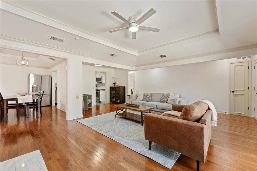 5927 Vickery Boulevard, Dallas, TX 75206 5927 Vickery Boulevard, Dallas, TX 75206