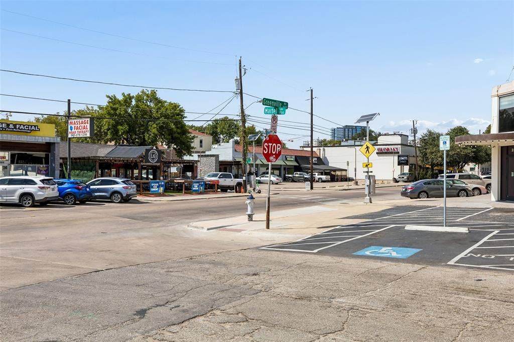 5757 Martel Avenue, #A11, Dallas, TX 75206