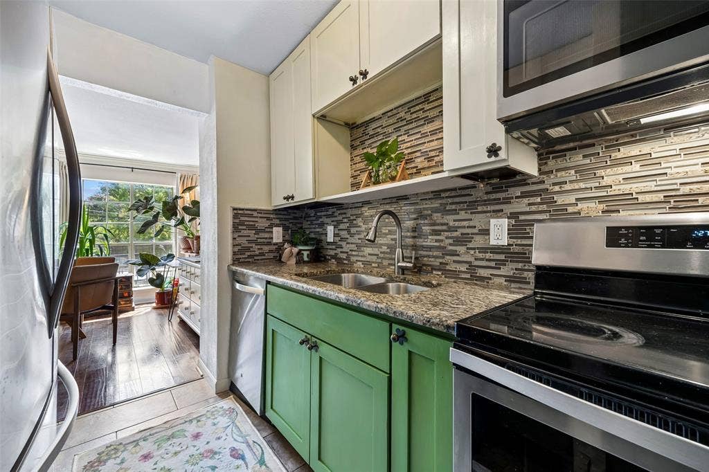 5757 Martel Avenue, #A11, Dallas, TX 75206