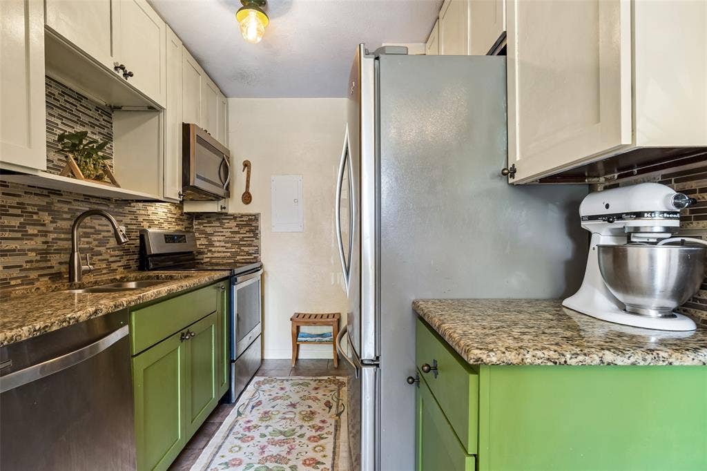 5757 Martel Avenue, #A11, Dallas, TX 75206