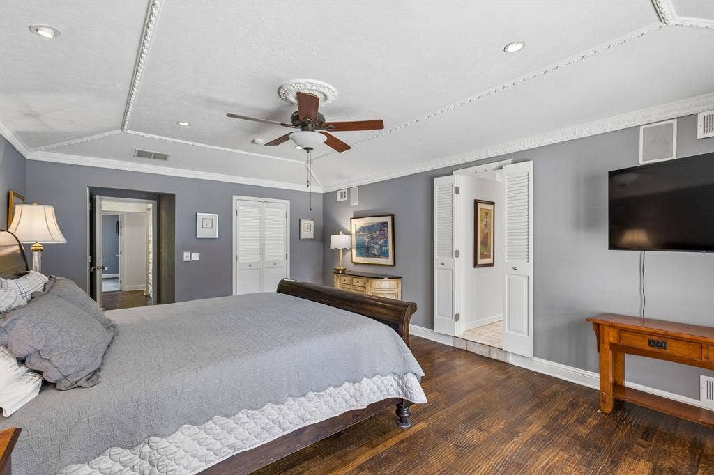 9639 Vista Oaks Drive, Dallas, TX 75243 9639 Vista Oaks Drive, Dallas, TX 75243