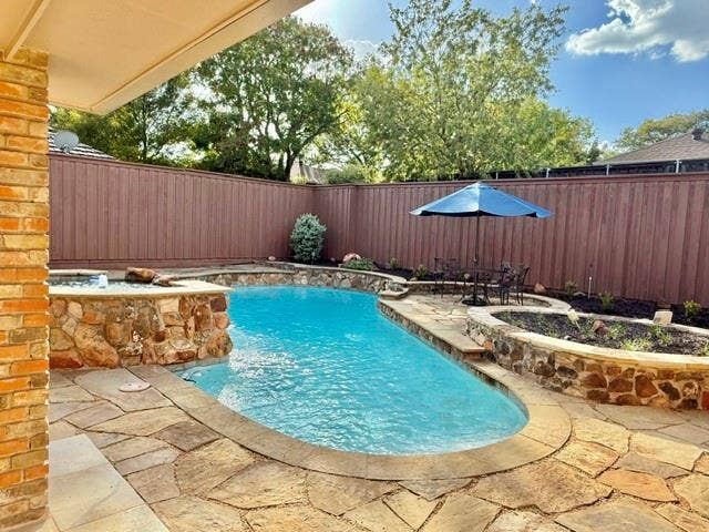 9639 Vista Oaks Drive, Dallas, TX 75243 9639 Vista Oaks Drive, Dallas, TX 75243