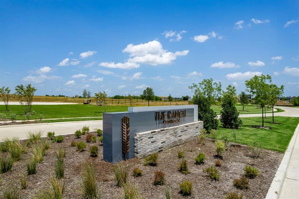 609 Rangeland Road, Celina, TX 75009 The Ranch at Uptown Celina Community