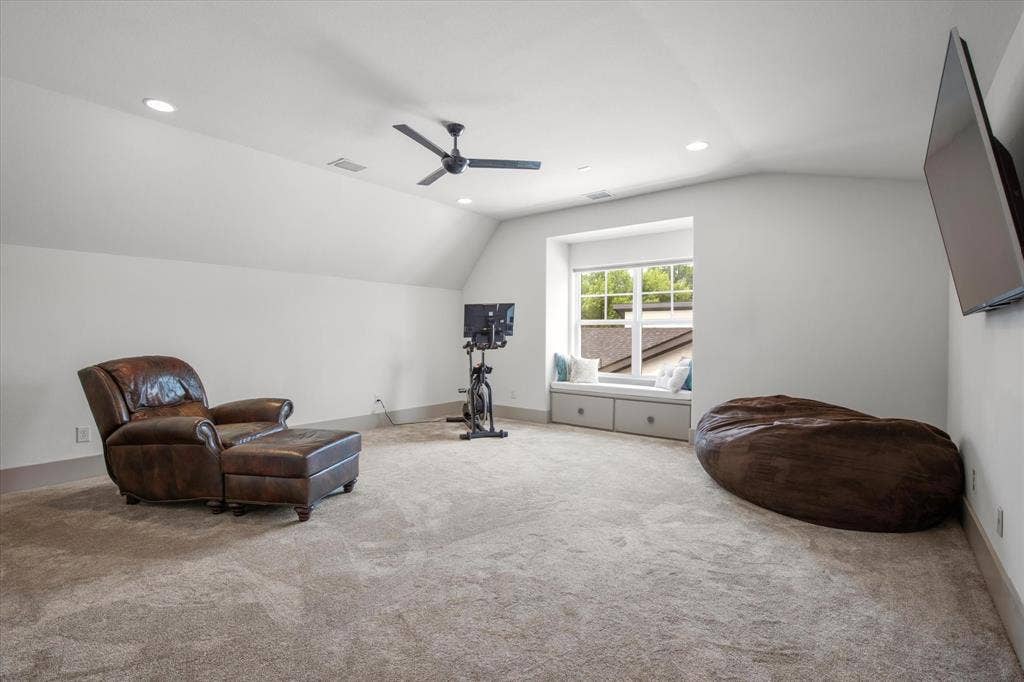 2627 Mount View Drive, Farmers Branch, TX 75234 2627 Mount View Drive, Farmers Branch, TX 75234