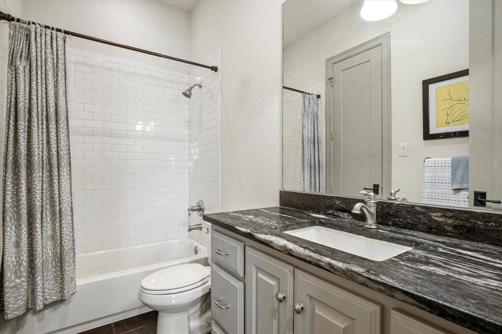 2627 Mount View Drive, Farmers Branch, TX 75234 2627 Mount View Drive, Farmers Branch, TX 75234