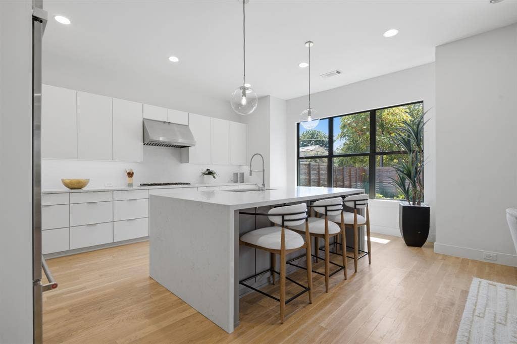 4634 Newmore Avenue, Dallas, TX 75209 4634 Newmore Avenue, Dallas, TX 75209