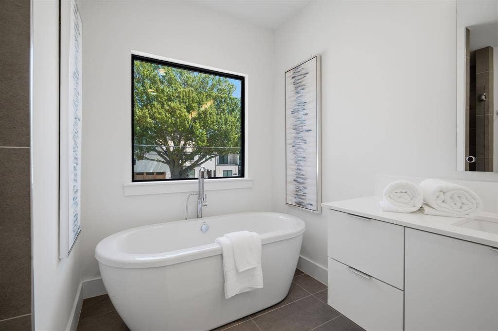 4634 Newmore Avenue, Dallas, TX 75209 4634 Newmore Avenue, Dallas, TX 75209