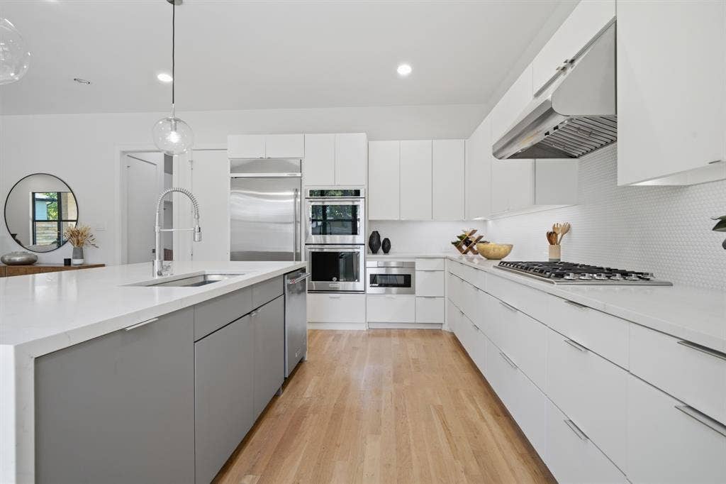 4634 Newmore Avenue, Dallas, TX 75209 4634 Newmore Avenue, Dallas, TX 75209