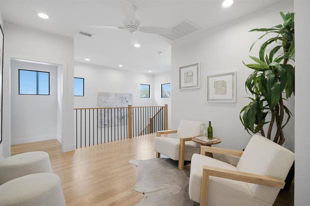 4634 Newmore Avenue, Dallas, TX 75209 4634 Newmore Avenue, Dallas, TX 75209