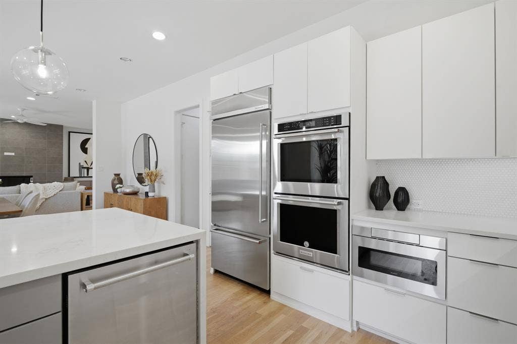 4634 Newmore Avenue, Dallas, TX 75209 4634 Newmore Avenue, Dallas, TX 75209