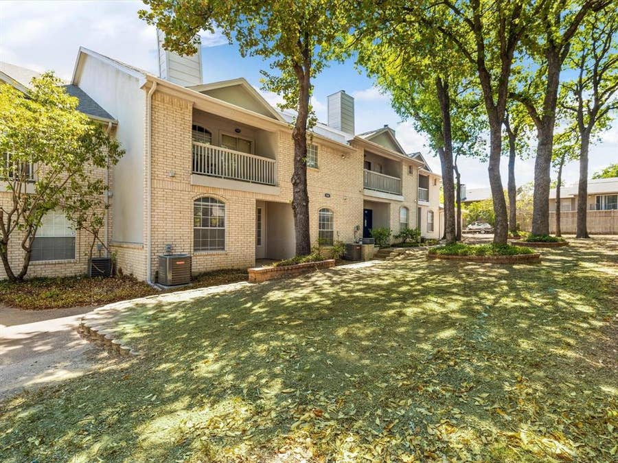 Property photo for 1501 Cedar Elm Drive, #102, Euless, TX