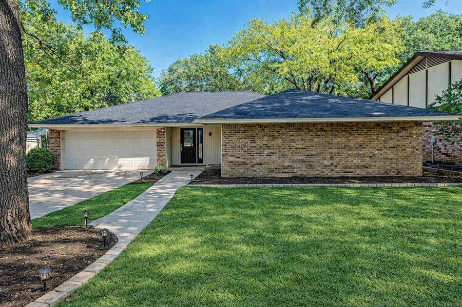 Property photo for 5209 Smokerise Court, Arlington, TX