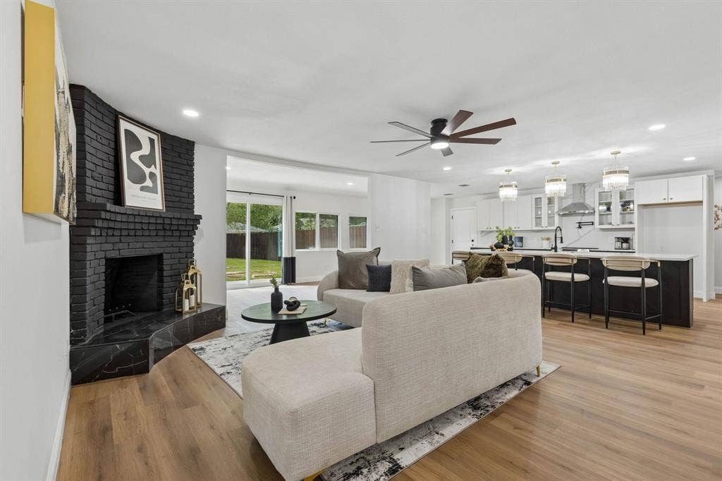 Modern Open Floorplan