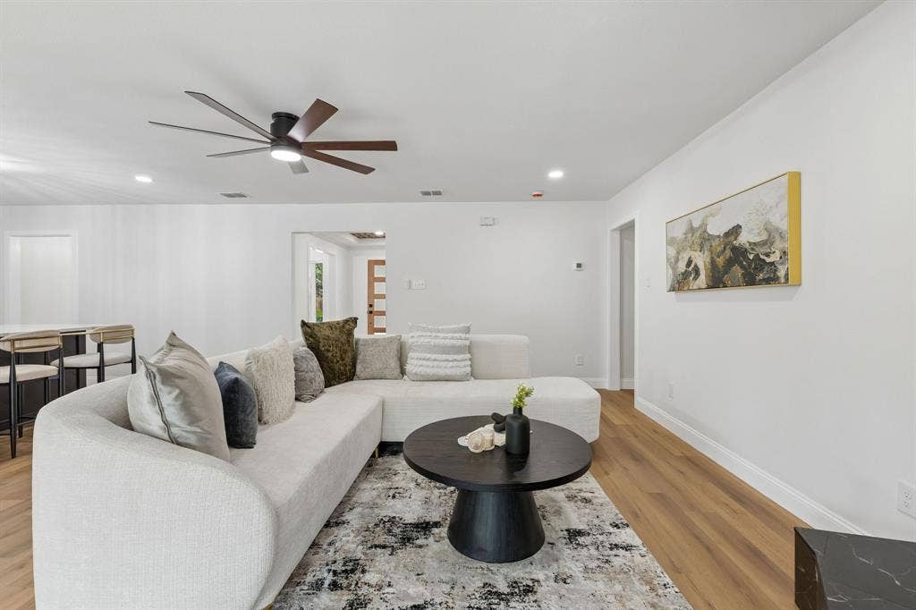 3216 Rotan Lane, Dallas, TX 75229