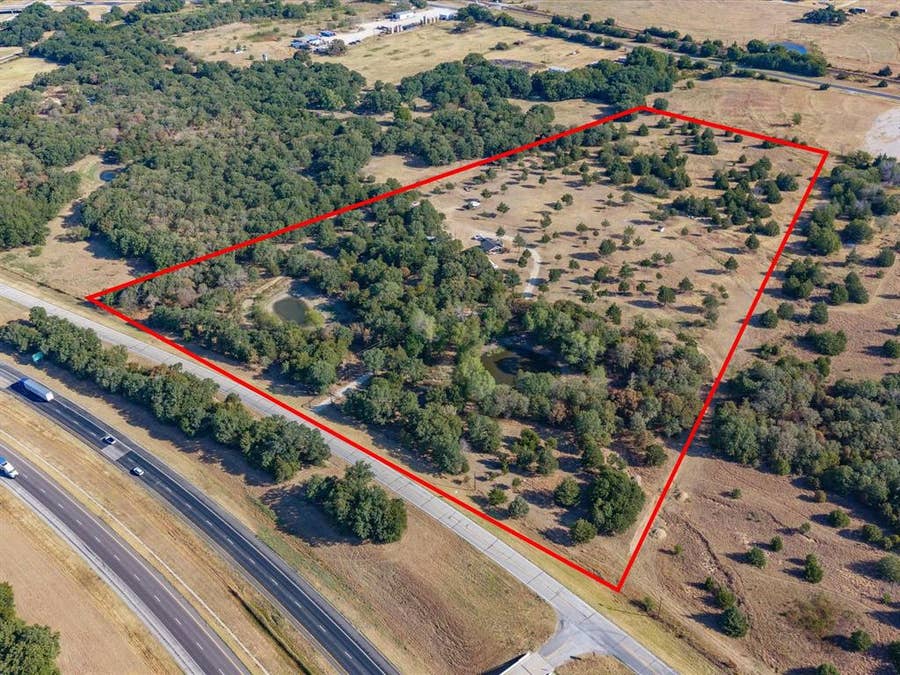 Property photo for 7832 US Highway 287, Bowie, TX