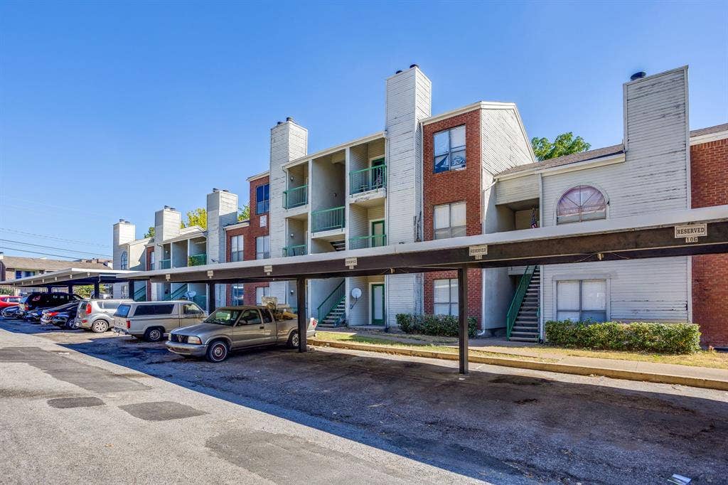 7126 Holly Hill Drive, Dallas, TX 75231