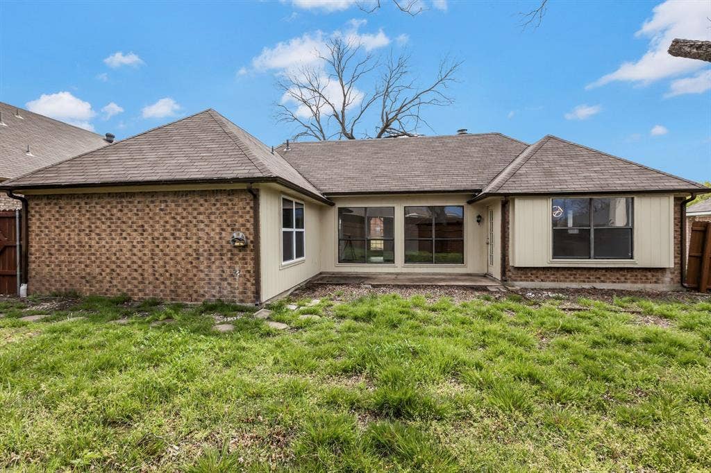 8309 Liberty Lane, Rowlett, TX 75089 8309 Liberty Lane, Rowlett, TX 75089