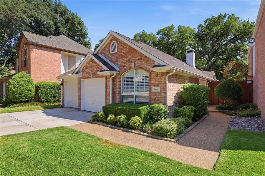 Property photo for 4900 Rockcreek Lane, Plano, TX
