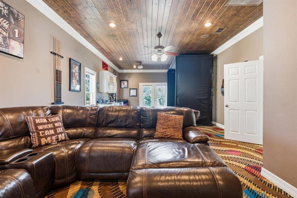 10936 Deer Creek Drive, Tyler, TX 75707 10936 Deer Creek Drive, Tyler, TX 75707