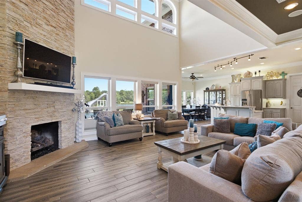 10936 Deer Creek Drive, Tyler, TX 75707 10936 Deer Creek Drive, Tyler, TX 75707