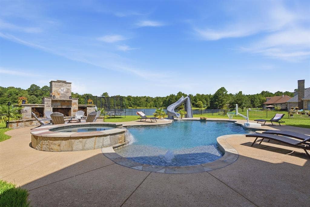 10936 Deer Creek Drive, Tyler, TX 75707 10936 Deer Creek Drive, Tyler, TX 75707