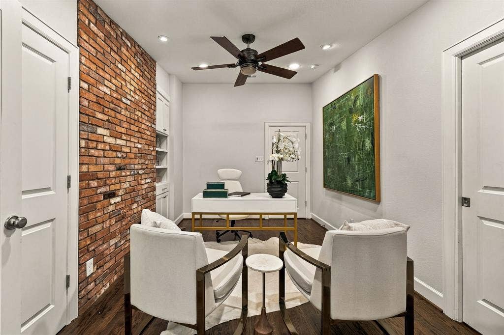 6828 Santa Maria Lane, Dallas, TX 75214 6828 Santa Maria Lane, Dallas, TX 75214