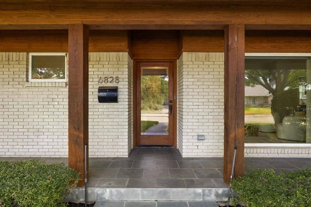 6828 Santa Maria Lane, Dallas, TX 75214 6828 Santa Maria Lane, Dallas, TX 75214