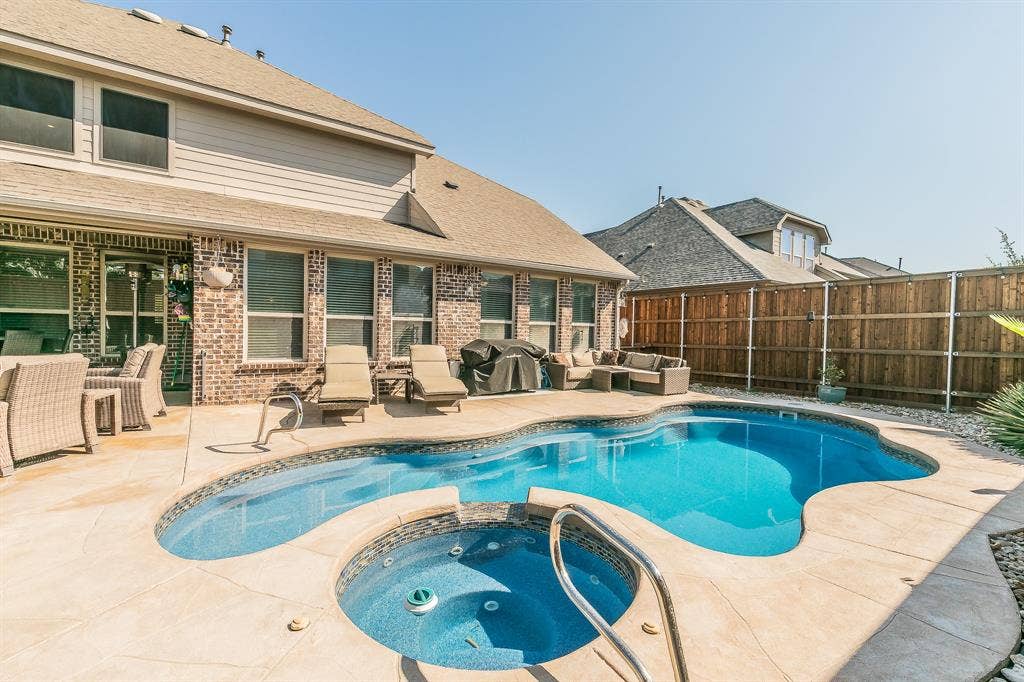 9939 Amberwoods Lane, Frisco, TX 75035 9939 Amberwoods Lane, Frisco, TX 75035