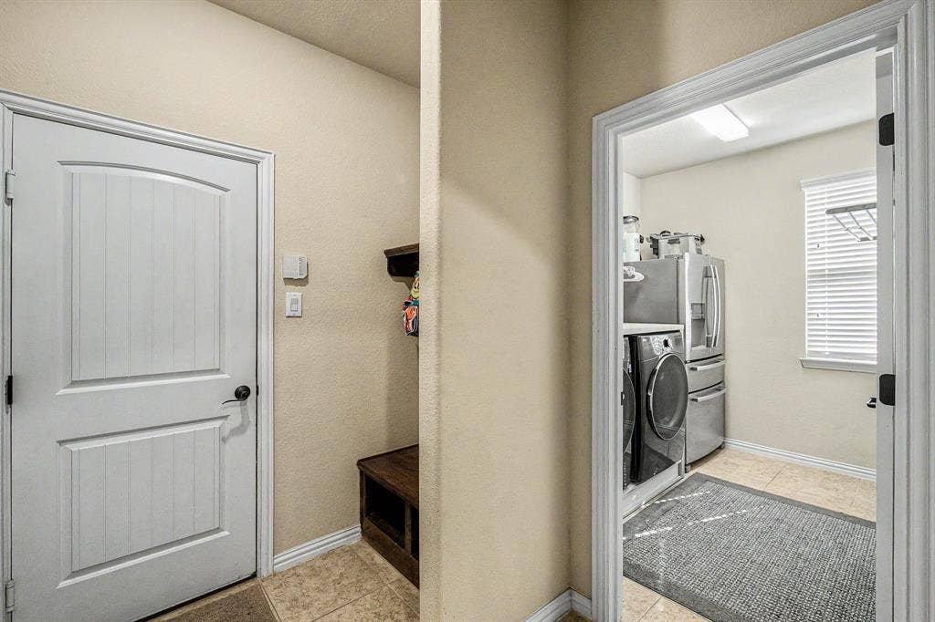 9939 Amberwoods Lane, Frisco, TX 75035 9939 Amberwoods Lane, Frisco, TX 75035