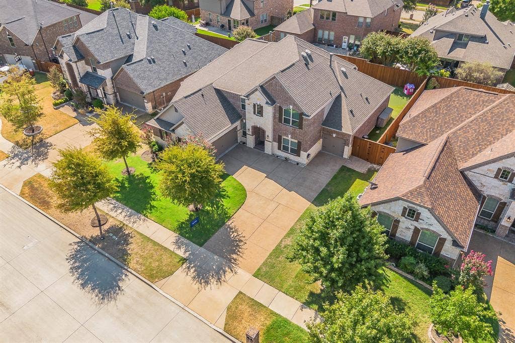 9939 Amberwoods Lane, Frisco, TX 75035 9939 Amberwoods Lane, Frisco, TX 75035