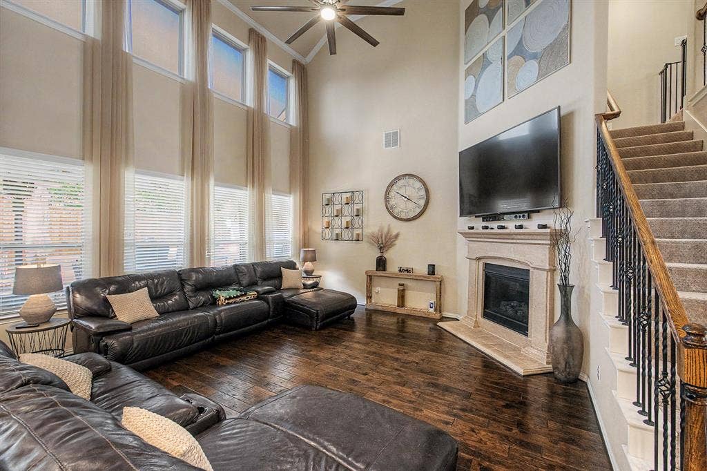9939 Amberwoods Lane, Frisco, TX 75035 9939 Amberwoods Lane, Frisco, TX 75035