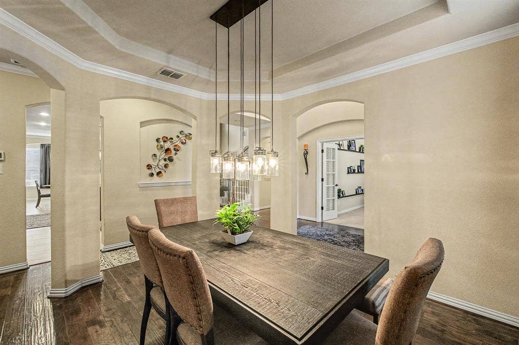 9939 Amberwoods Lane, Frisco, TX 75035 9939 Amberwoods Lane, Frisco, TX 75035