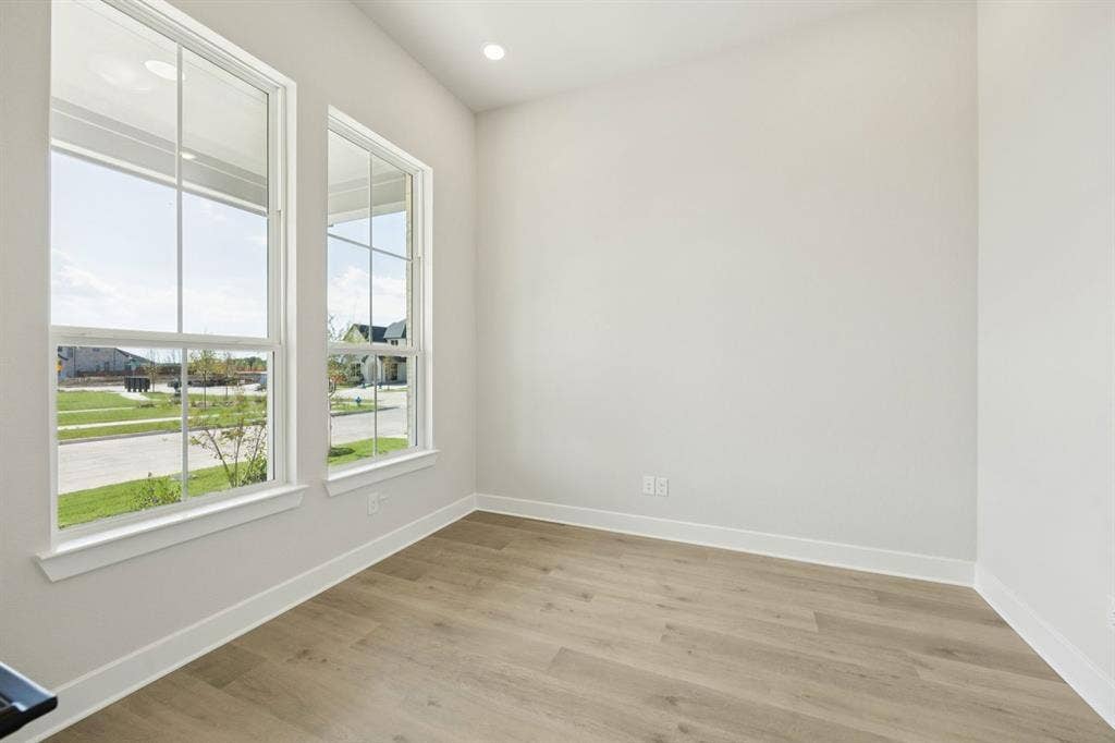 9156 Emory Oak Drive, Frisco, TX 75035 Representative