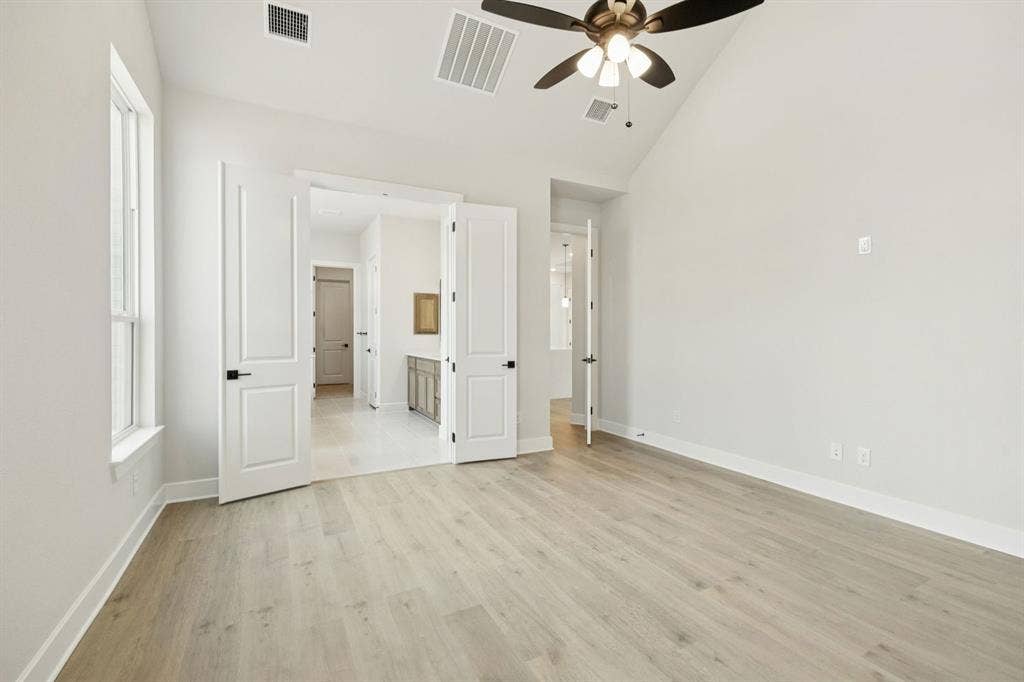 9156 Emory Oak Drive, Frisco, TX 75035 Representative