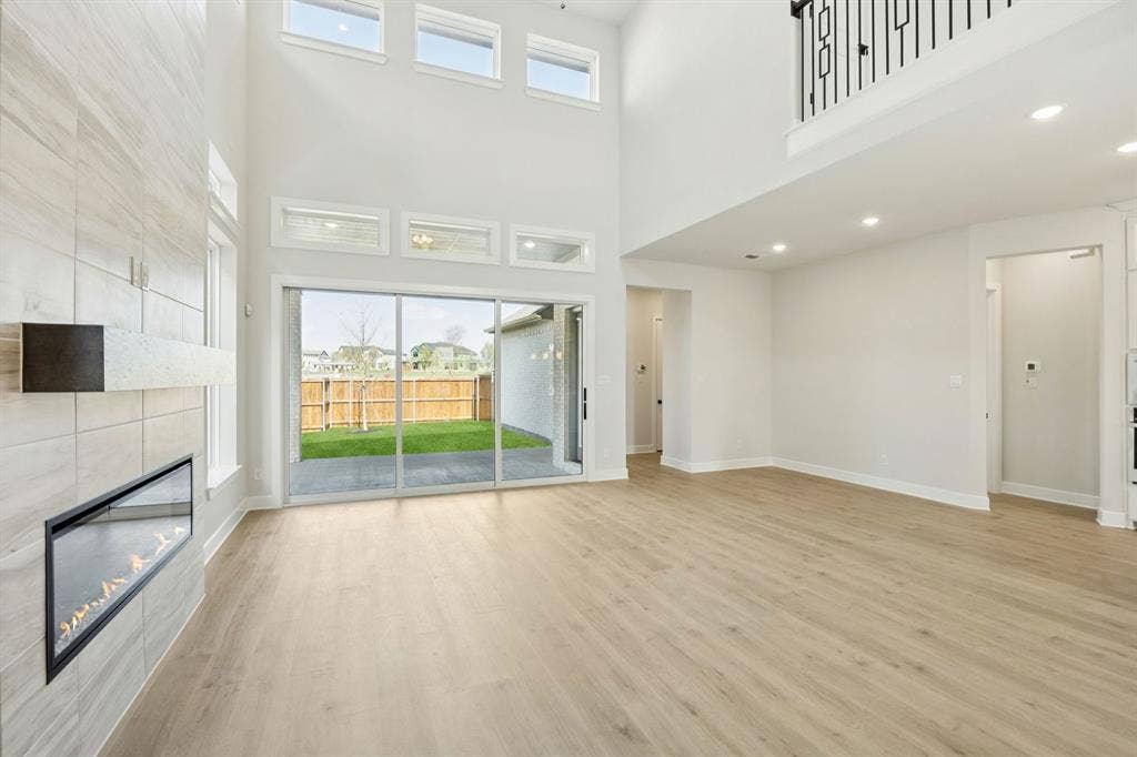 9156 Emory Oak Drive, Frisco, TX 75035 Representative