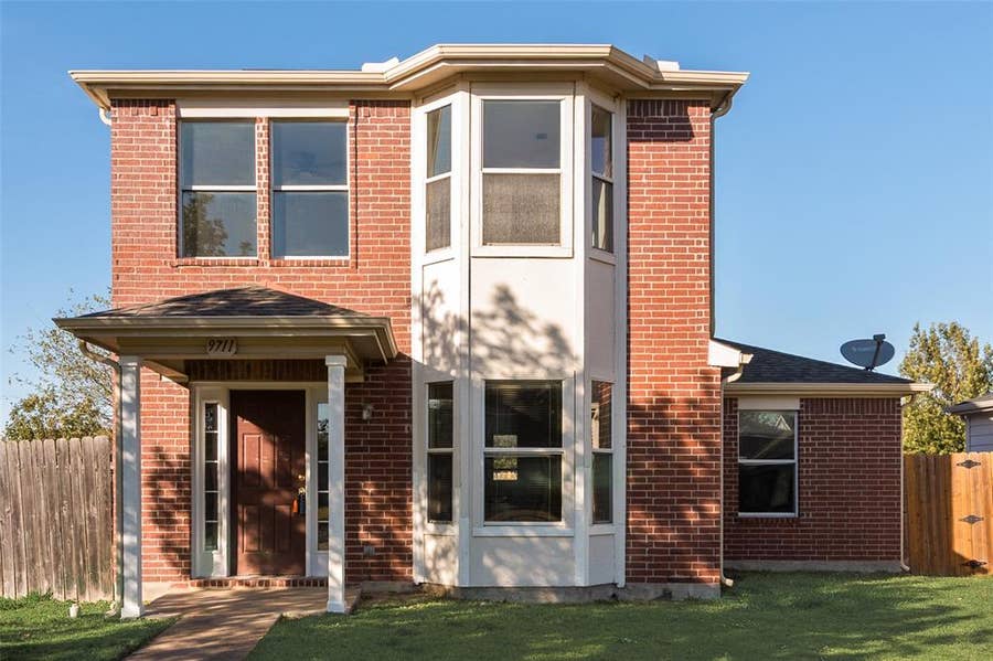 Property photo for 9711 Brierwyck Drive, Dallas, TX