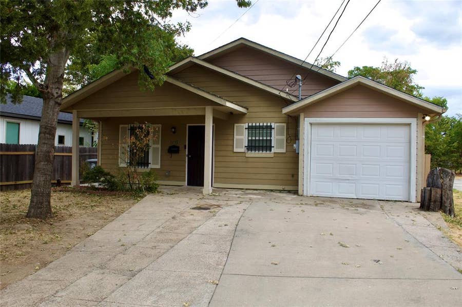 Property photo for 1730 Nomas Street, Dallas, TX