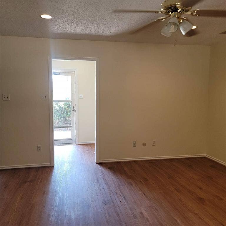 615 Arleta Lane, Ennis, TX 75119 615 Arleta Lane, Ennis, TX 75119